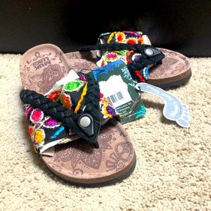 Muk Luks multi color sandals